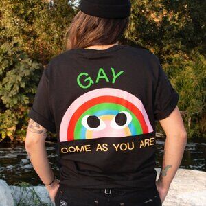 Unisex "GAY" "COME AS YOU ARE" Sun & Rainbow Eye Graphic Tee